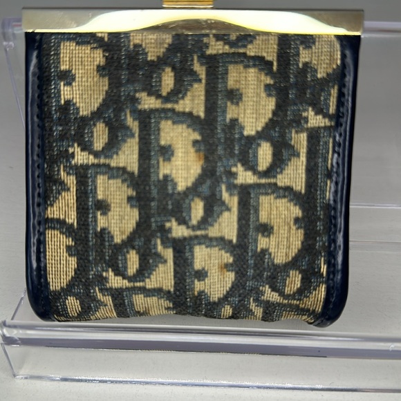 Dior Vintage Kisslock Coinpurse - Picture 6 of 15
